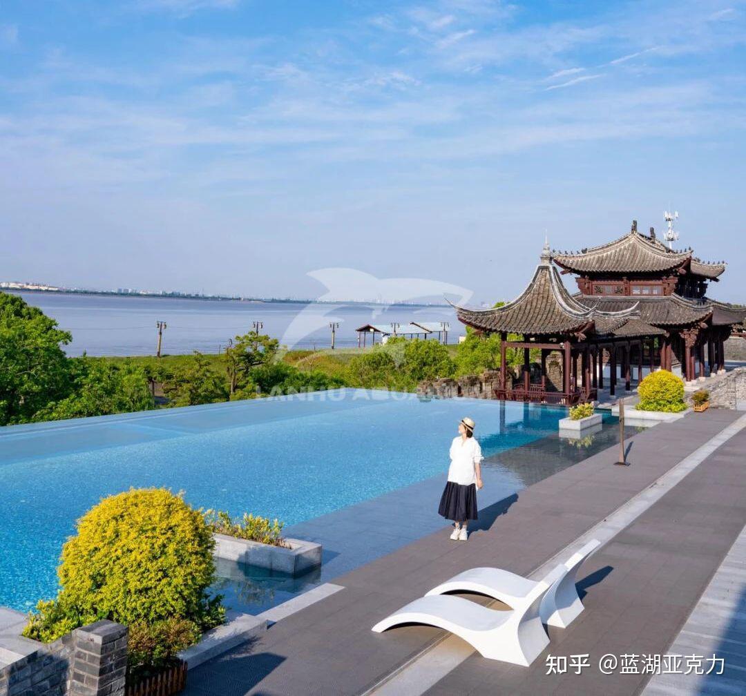 【蓝湖工程案例】重磅！藏在3000亩古城里的无边泳池，浙江盐官亚克力透明泳池掀高潮 - 知乎