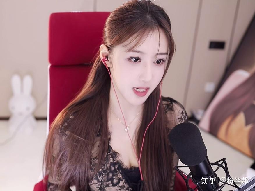 “少妇”成直播间屏蔽词,乔妹月流水百万,开始走“下三路”风格 - 知乎