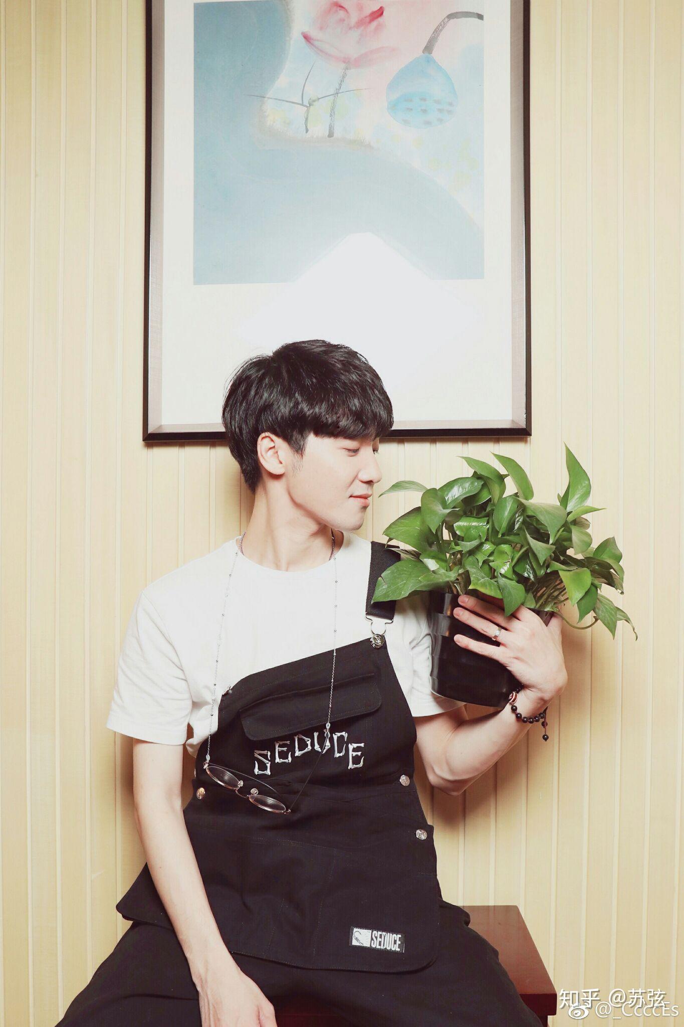 如何评价河图小曲儿妖君贰婶慕寒五位古风歌手的比较以及在古风圈中的