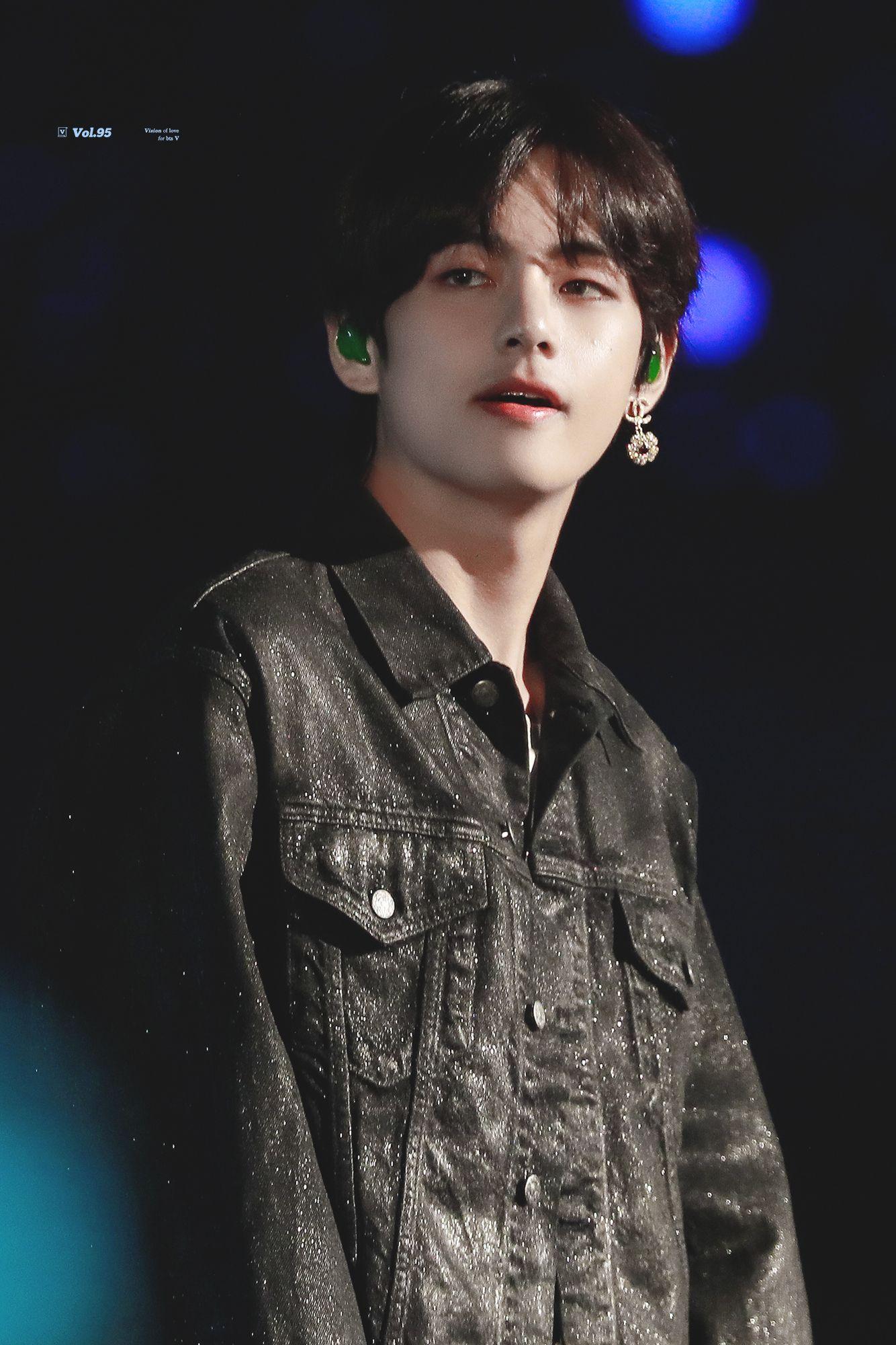 超级喜欢黑发金泰亨大家可以分享一些没有水印的图片吗收藏