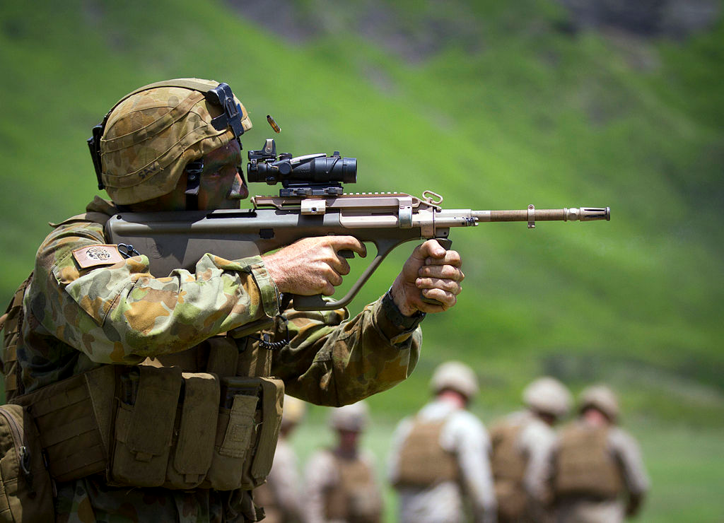 美军m4系列突击步枪有提把,瞄准线也很高吗? - 知乎