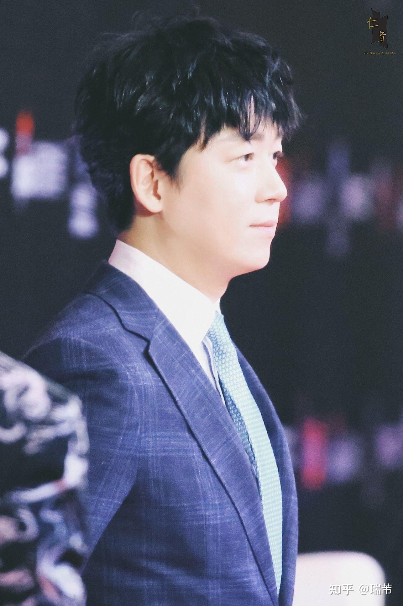 潘粤明有哪些好看的照片