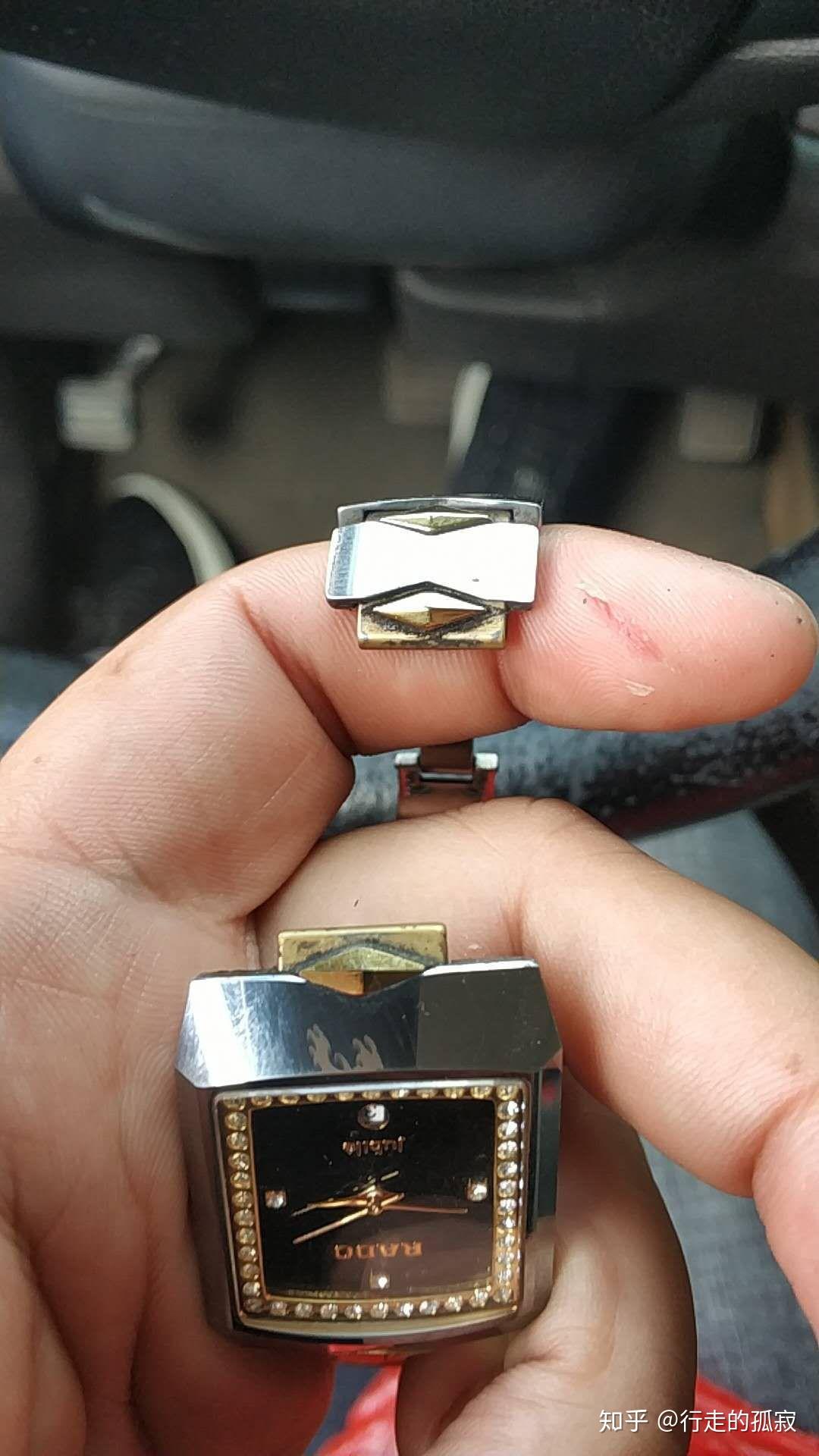 手表雷达表带钨钢摔坏了找了修表师傅告诉没有同款的问一下各位大神