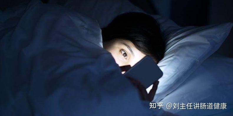 深夜网抑云想睡却睡不着的痛谁能懂