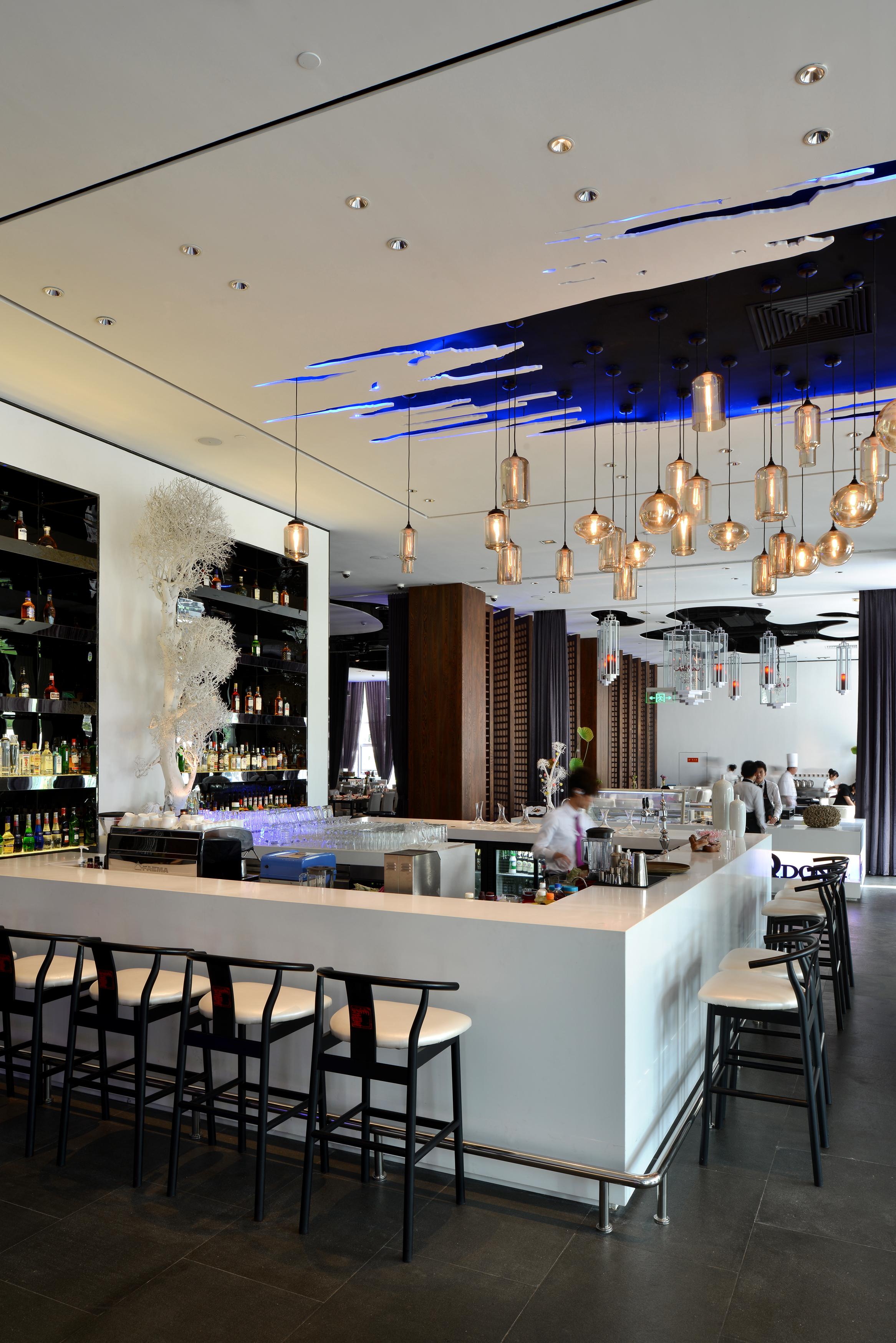 餐厅设计篇留白也是一种高级艺术北京大董烤鸭餐饮店面实景欣赏