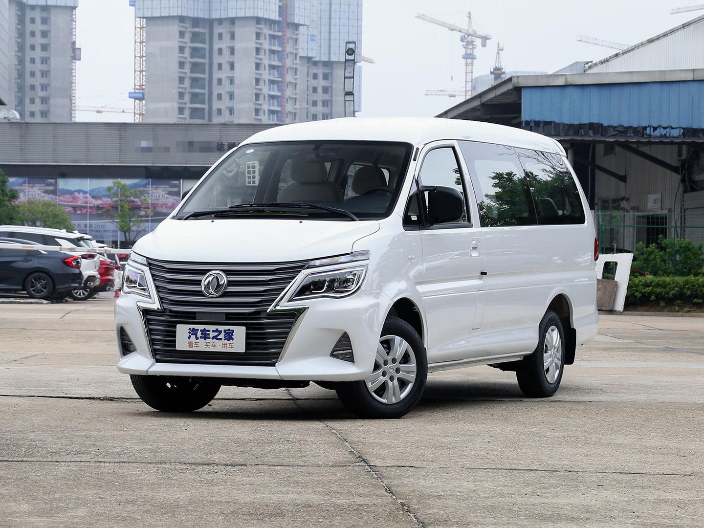 东风风行菱智m5新增营运版共推出两款车型售价969999万元