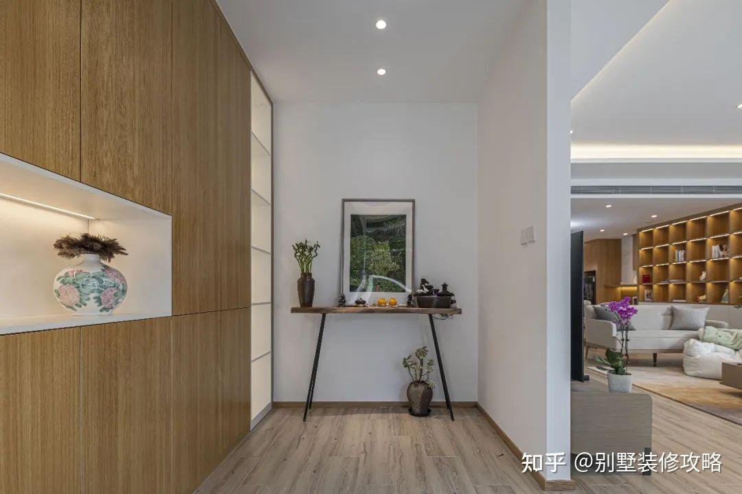 别墅实景丨365㎡日式风，月光白+原木色打造充满“禅意”的和室 - 知乎