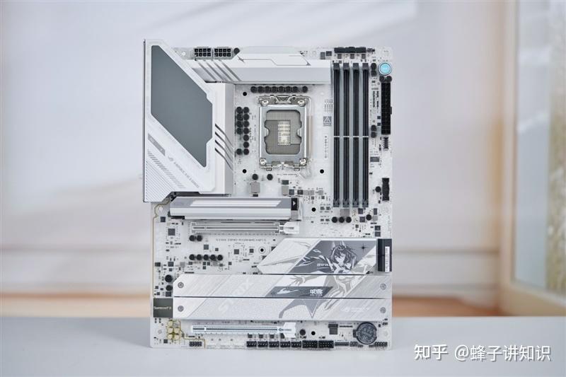 华硕ROG STRIX Z890-A GAMING WIFI S吹雪主板评测：300W性能释放，内存