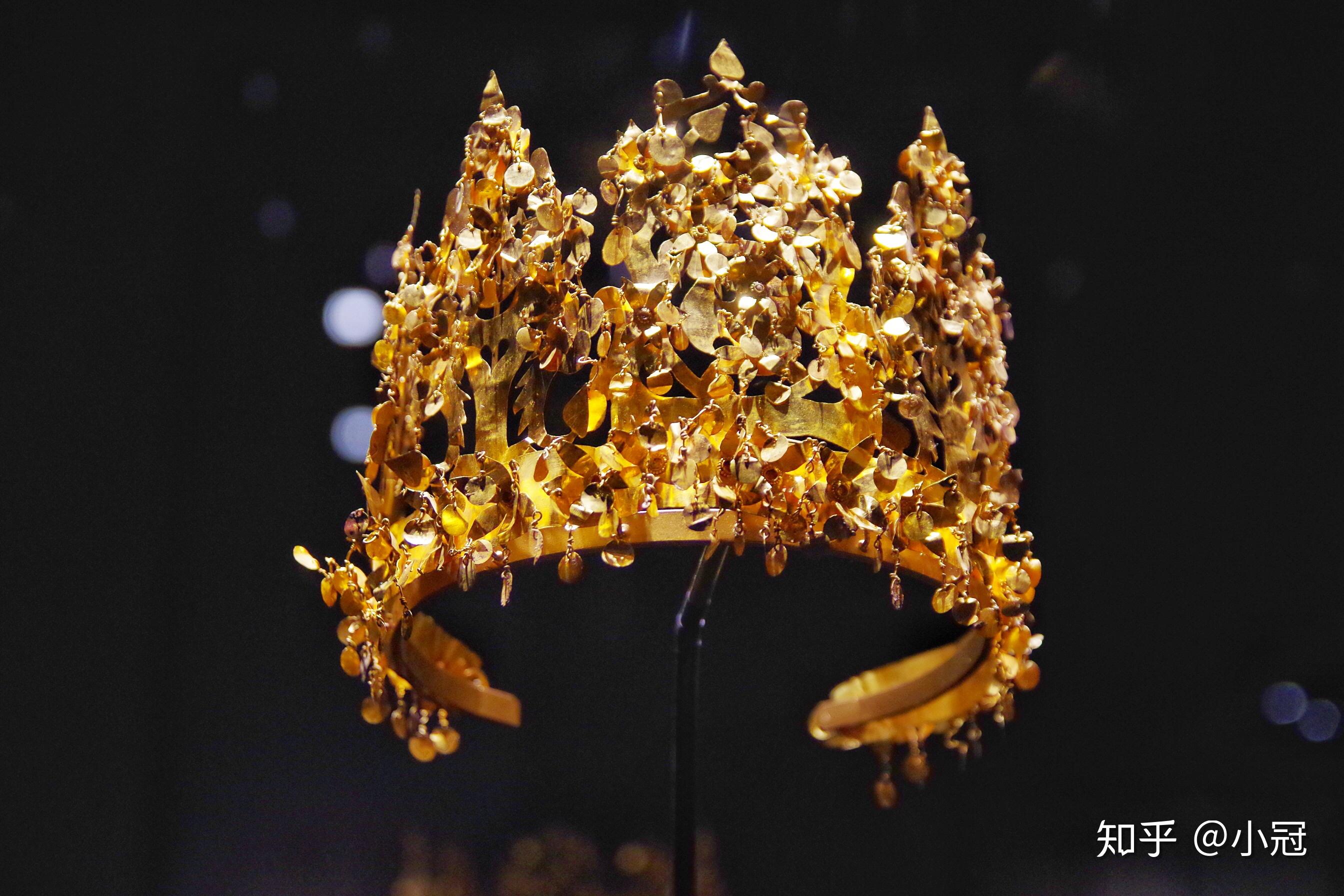 【黄金头冠(6号墓)】