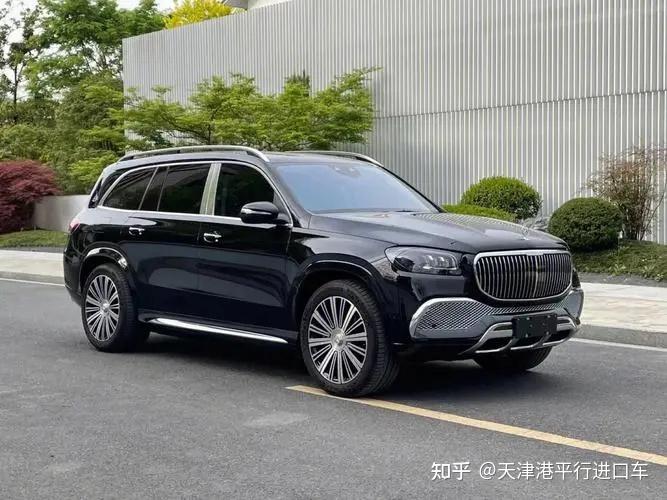 墨版2022款奔驰迈巴赫gls600值得推荐