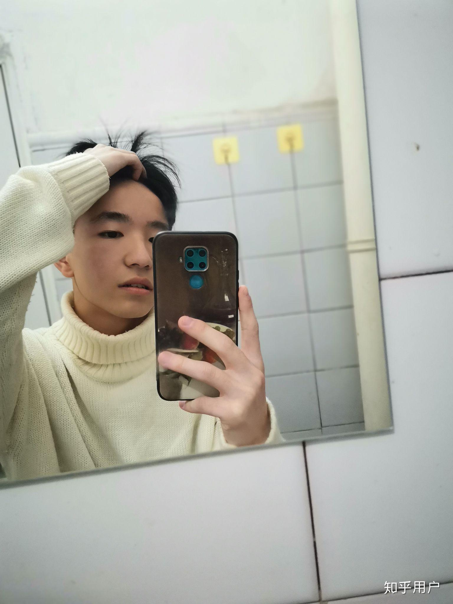 长得一般的男生是什么样子的