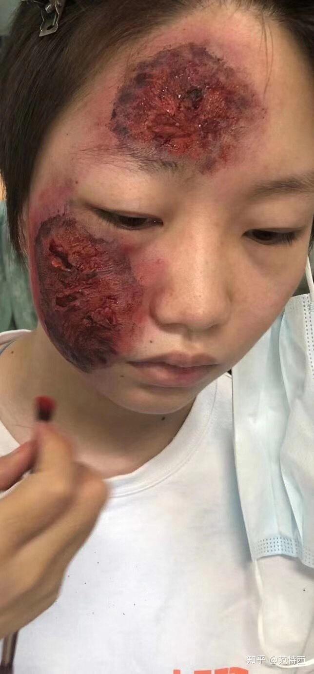 疤痕妆来一个 - 知乎