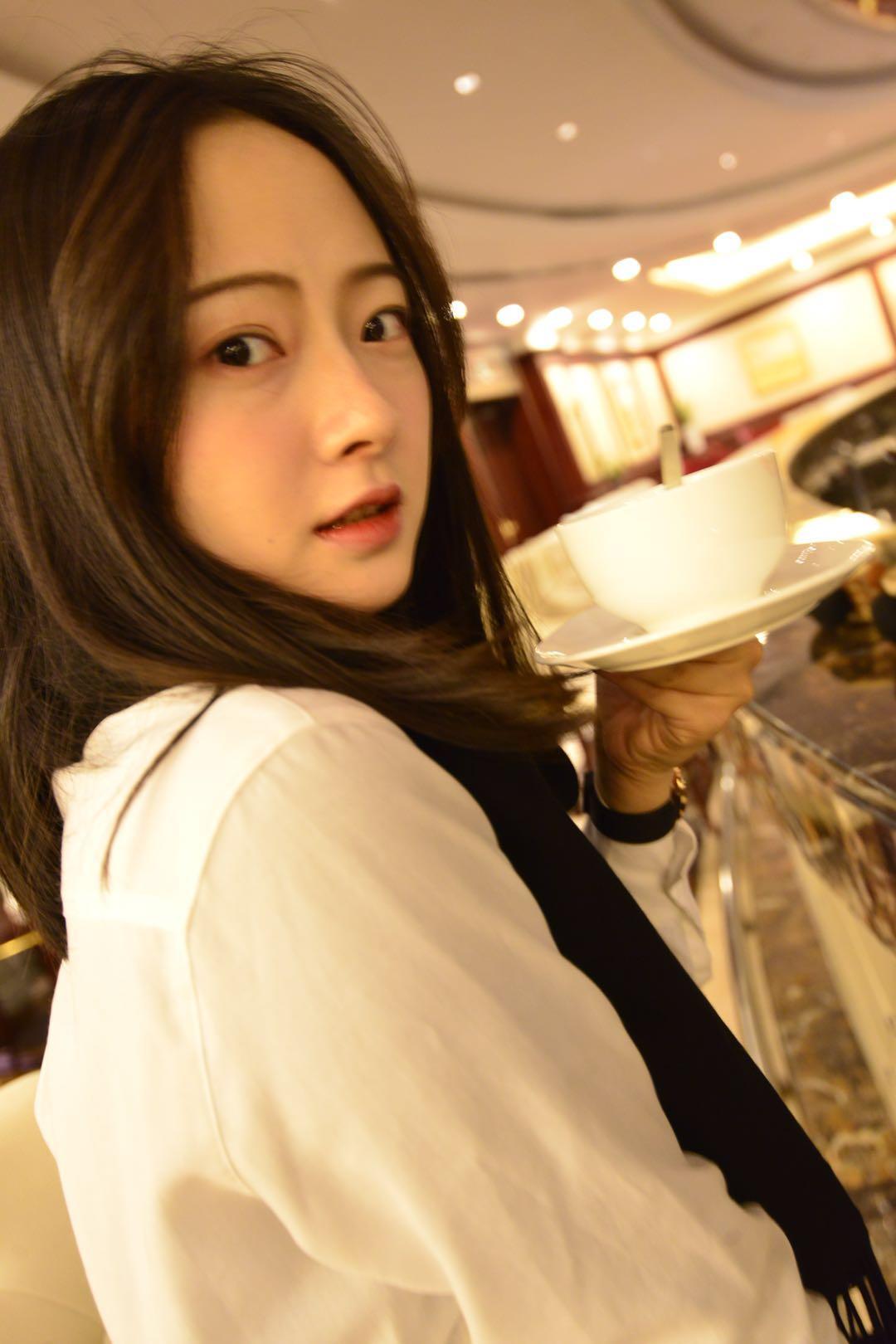 女朋友长得好看是怎样的体验