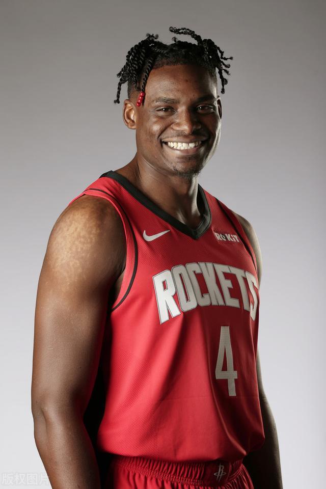 349万换来113记三分这赛季的豪斯有多豪横