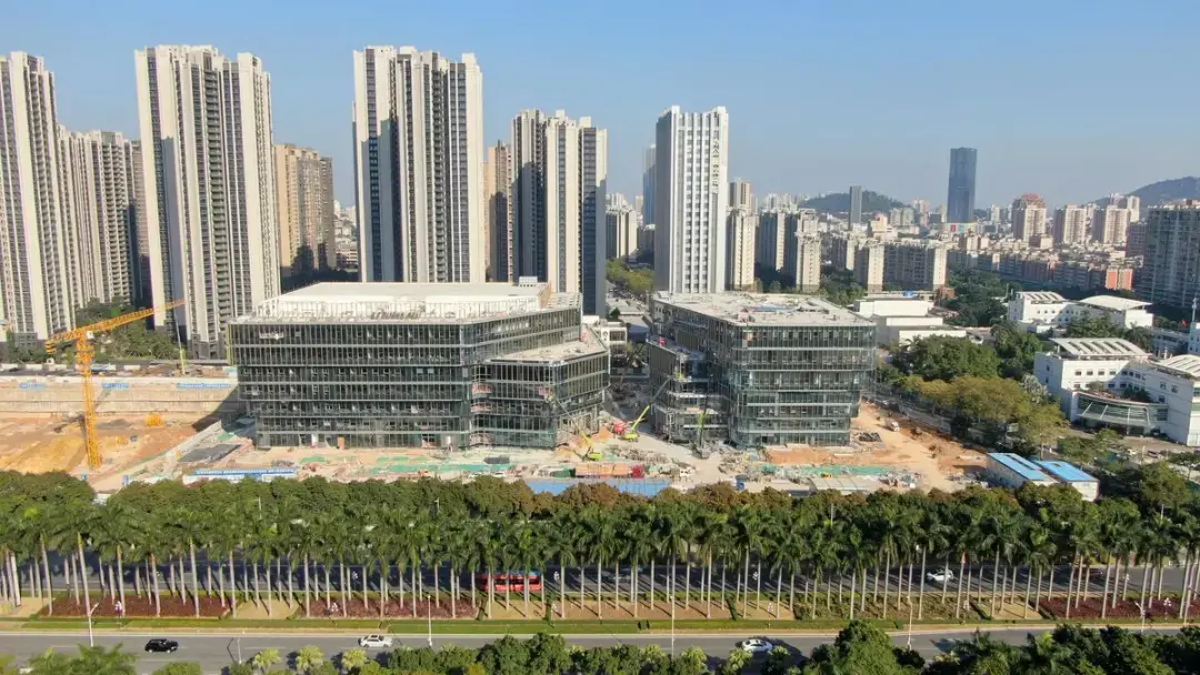 据悉,珠海市工人文化宫及市方志馆项目一期即将完工,目前项目正在安装