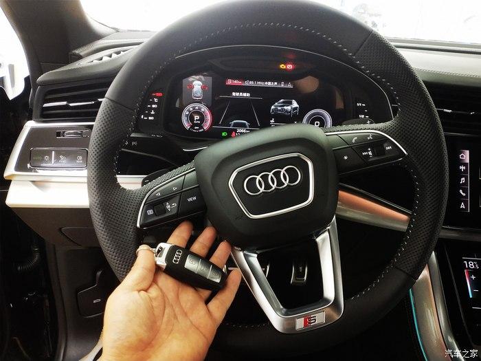 我家的全能选手新车奥迪q855tfsi臻选动感型提车作业