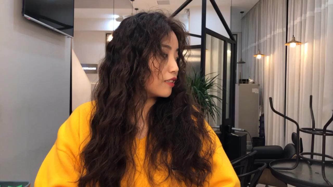 方脸大脸烫羊毛卷会好看吗?