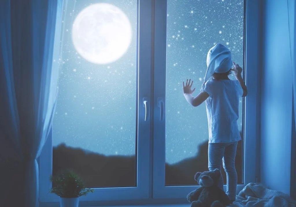 孩子让我们一起仰望星空│新时代父母