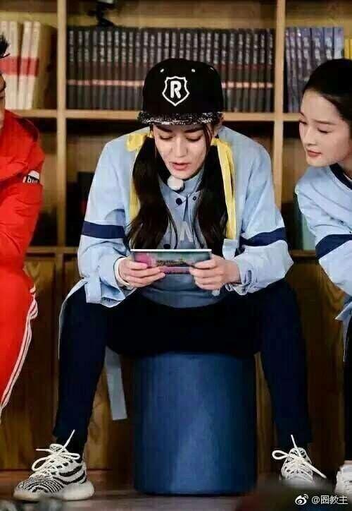 迪丽热巴到底需不需要捆绑增加自己的名气?