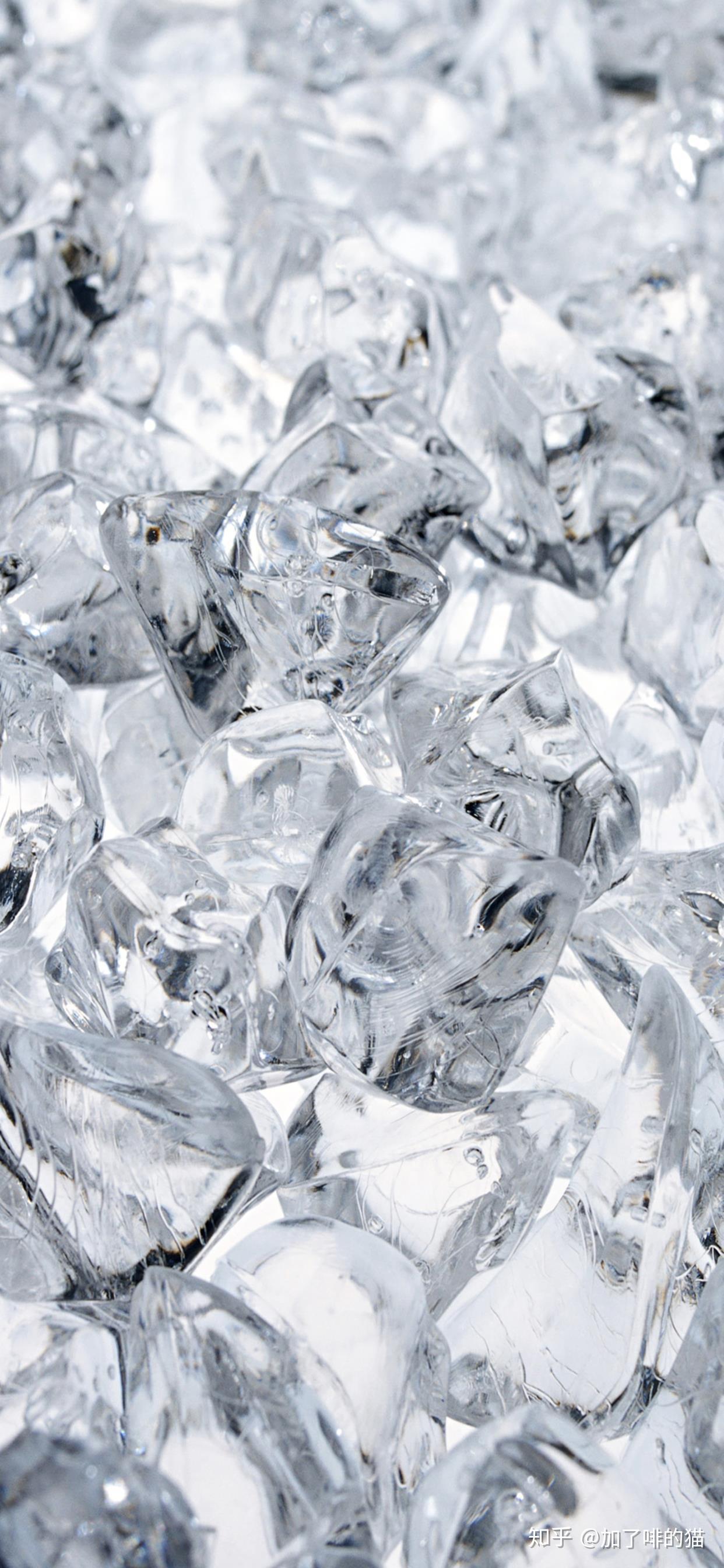 请问有没有那种看起来很寒冷的壁纸,比如冰块,冰晶,雪花,冰山之类的? 
