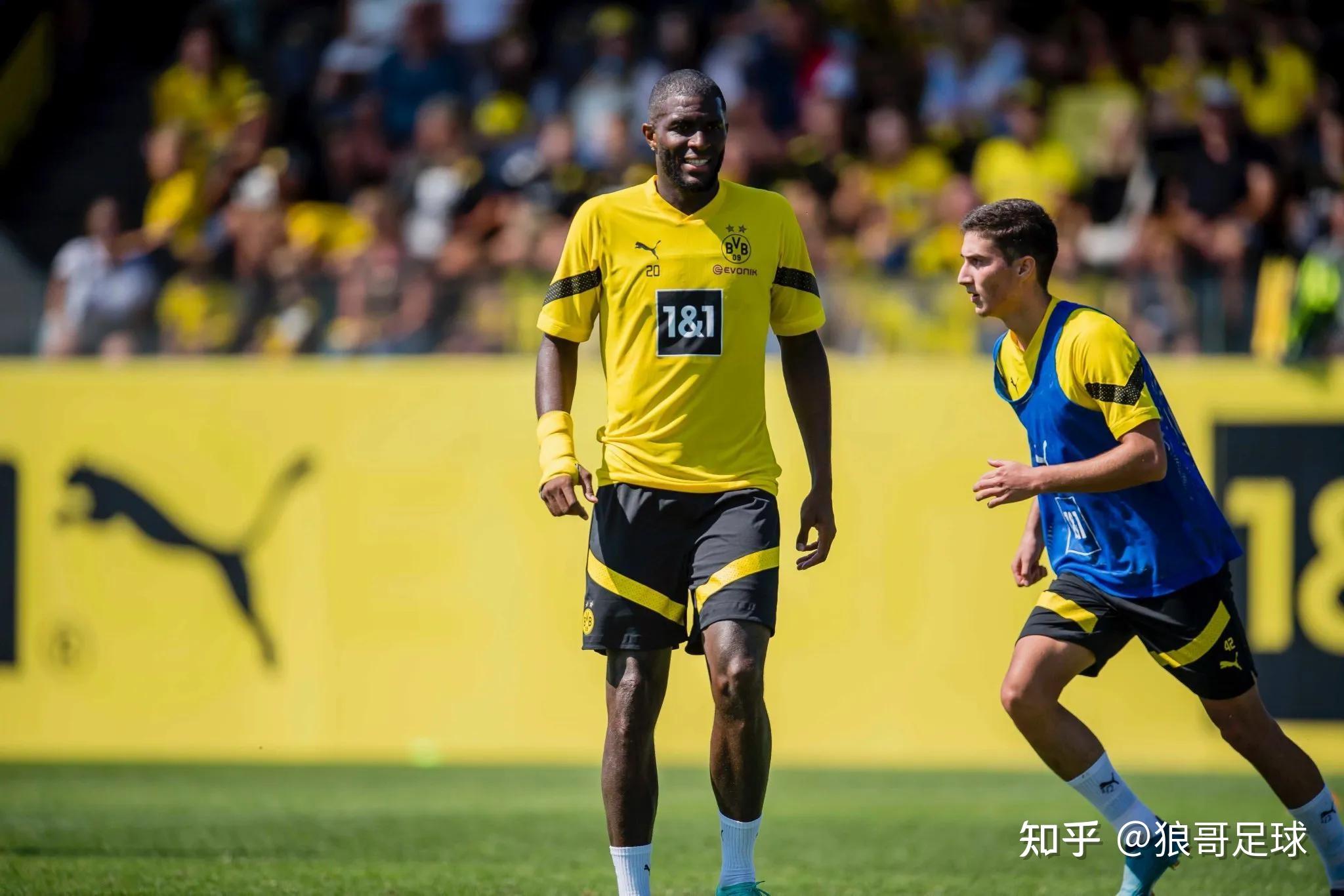 德甲焦点战弗赖堡主场迎战多特蒙德