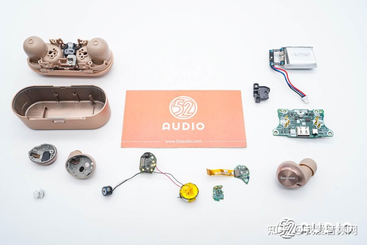 松下Technics AZ40M2真无线降噪耳机拆解，支持蓝牙5.3，可3台设备同时