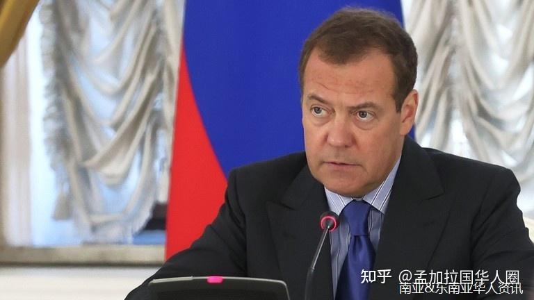 梅德韦杰夫:俄罗斯准备武装所有美国的敌人