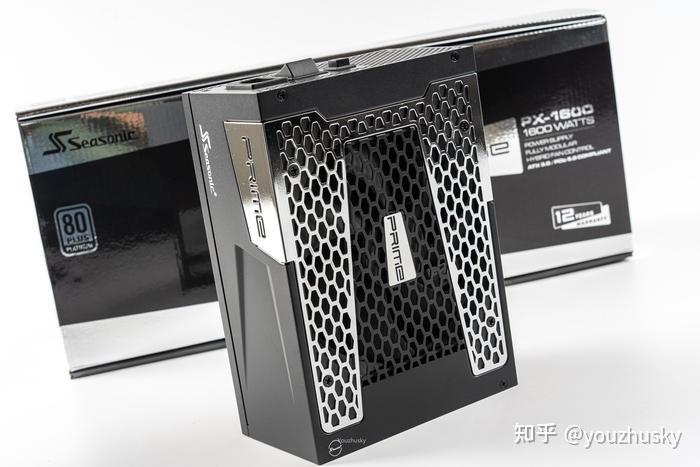 混合风扇温控技术高传导性聚合物固态电容高可靠性105°日系电解电容