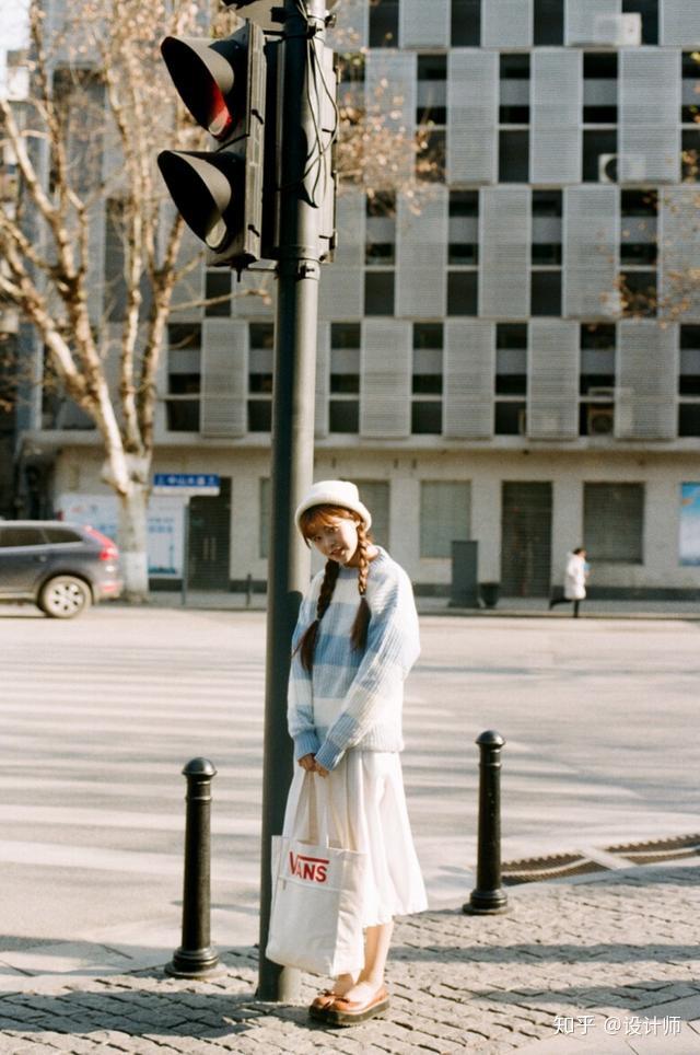 女生拍照通用的8个姿势任何场景都适合拍照自然也上镜