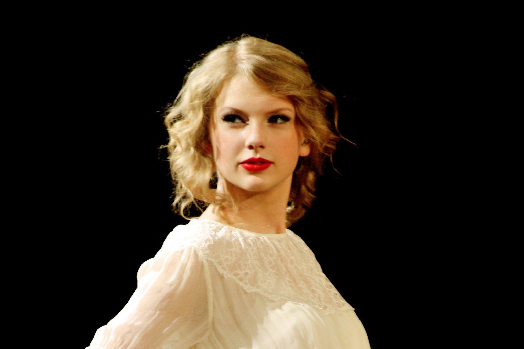 你收藏霉霉的最美的照片有哪些