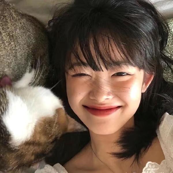 笑起来超好看的女生头像,爱笑的女孩子运气不会差!