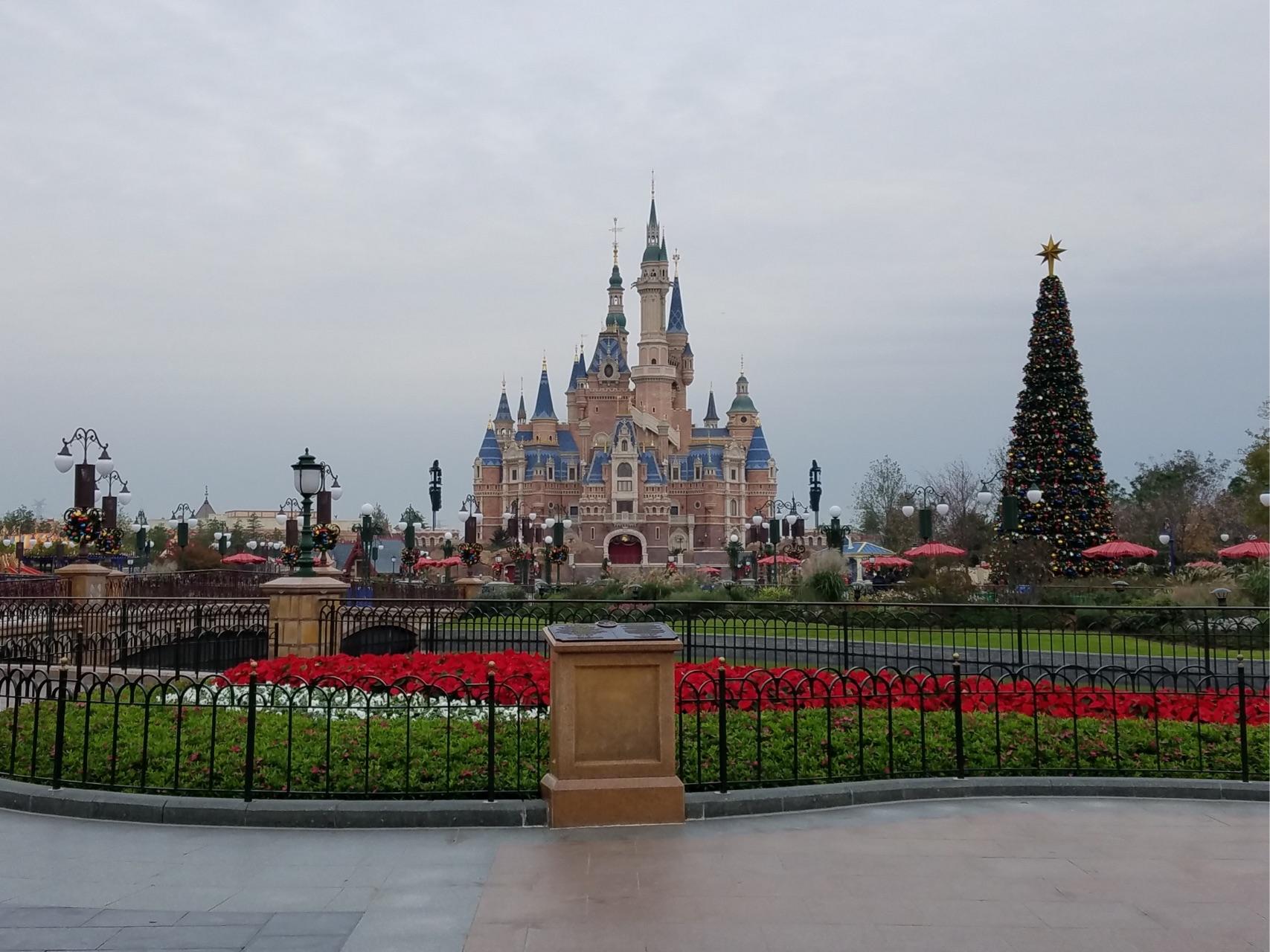 上海迪士尼;乐园在淡季会淡下来吗? - 杨晨的回