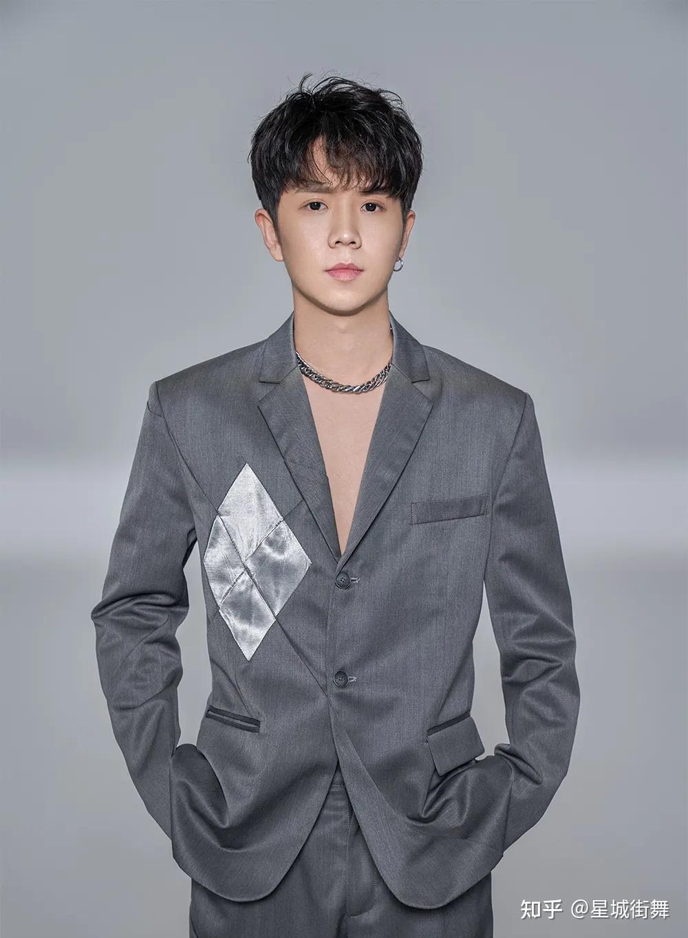 新华社直播全球流行音乐金榜星城街舞伴舞郭聪明海伦