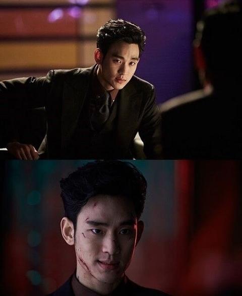 无辜的眼神 然后仰月唇也很好看