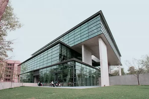 0元经典案例抄绘第二季 _04 | ​亚洲大学现代美术馆 - 知乎