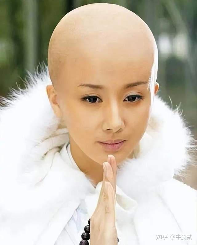 总之,让人看着很出戏,头重脚轻的感觉很严重,猛一看过去,和光头强更是