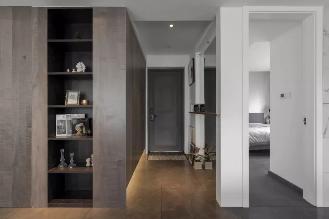 当开放式厨房遇上隐形门让家360无死角