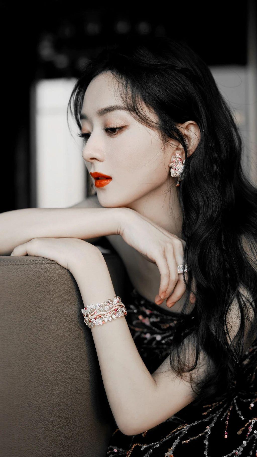 赵丽颖壁纸古有貂蝉万人迷今有丽颖万人宠