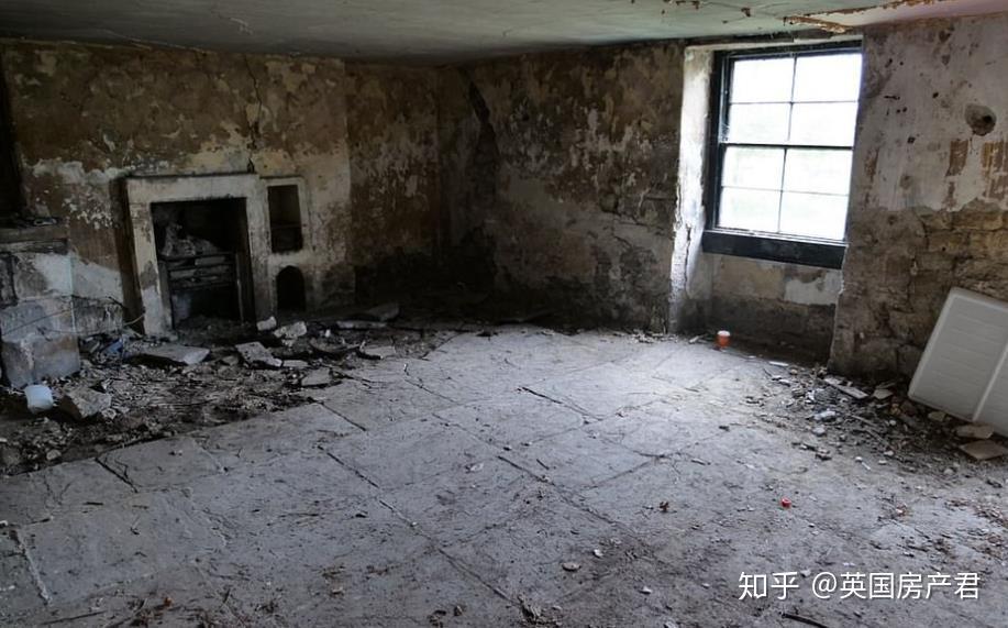 他把巴斯的一个地下室改造的如此成功,改好之后简直太清爽了!