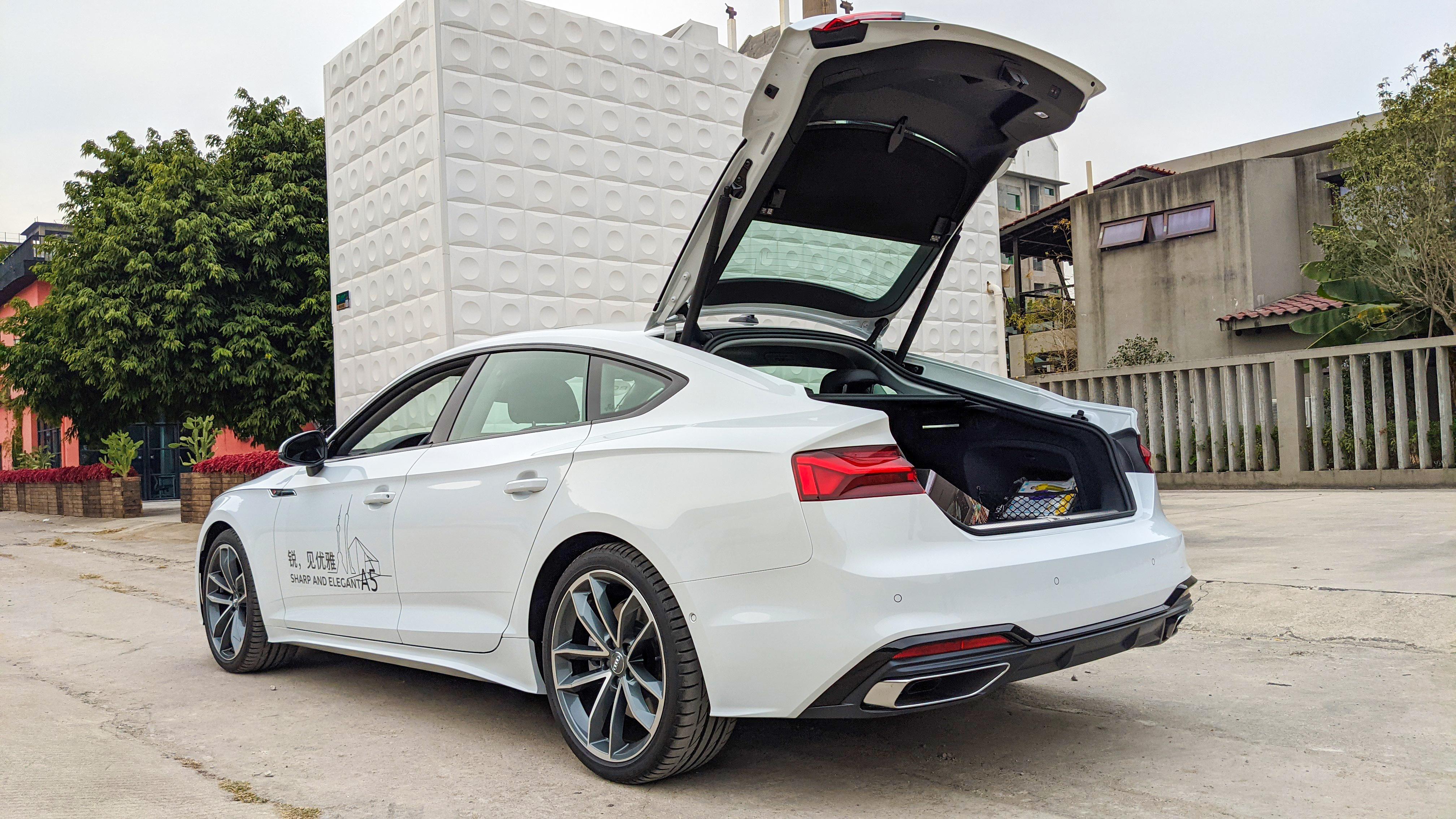 试驾新奥迪a5颜控不仅仅馋它的身子更对它的优雅毫无抵抗力