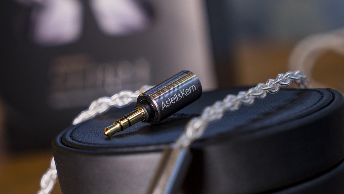 astellkernzero1耳机上手玩