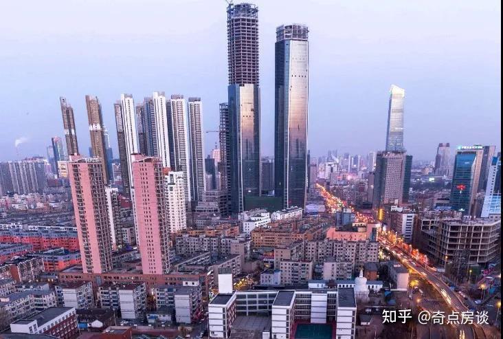 论板块说说首府新区近些年来的神操作