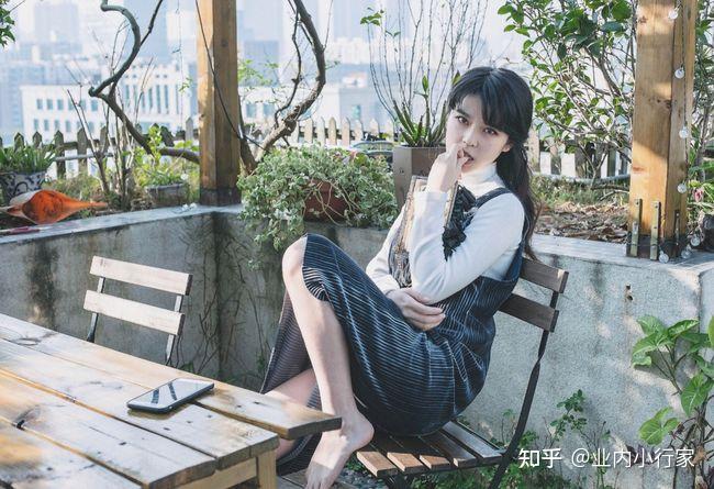 在游戏中,沫子就是真正的女武神,人挡杀人佛挡杀佛,可在现实中,她确实