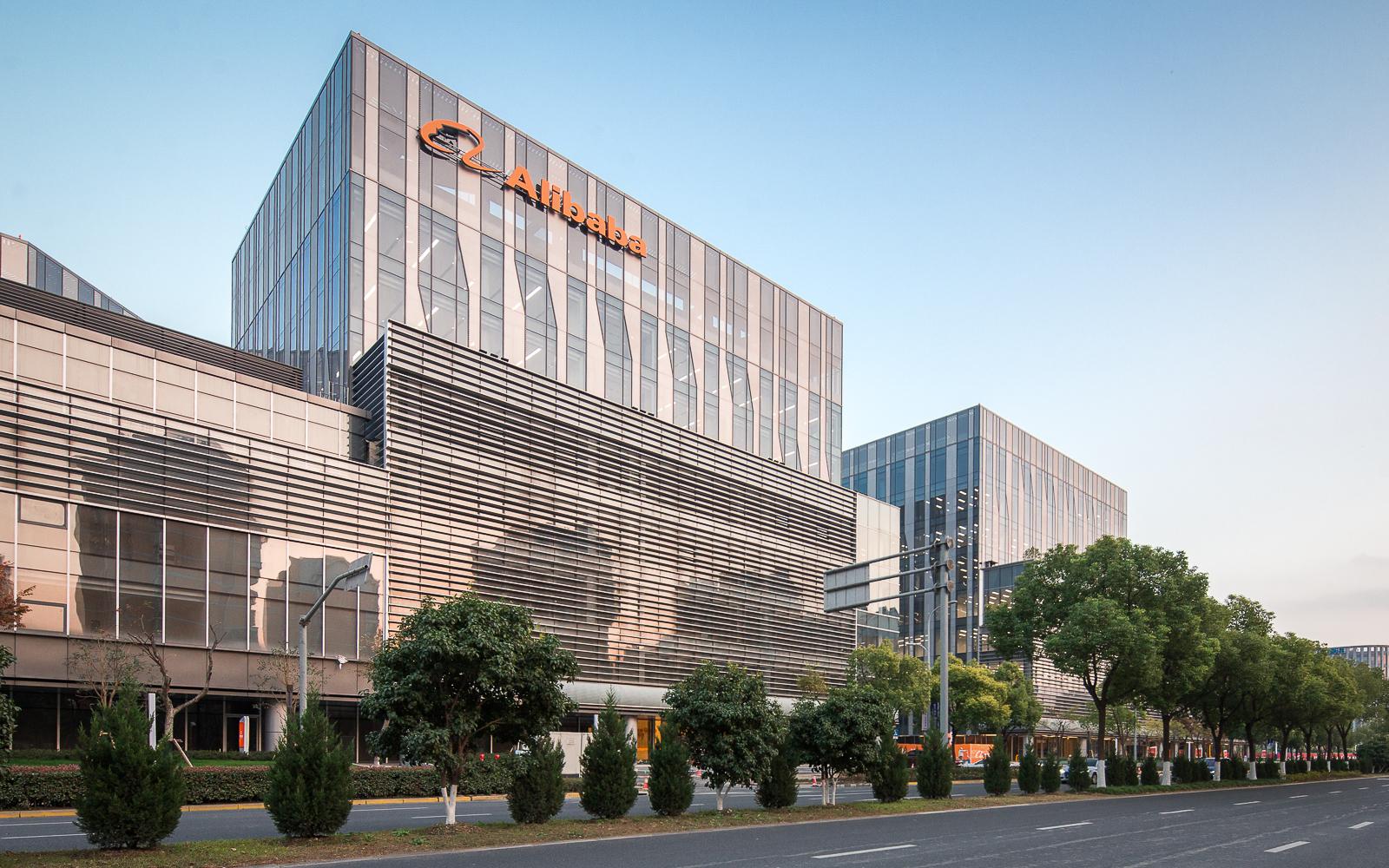 仲量联行携手阿里巴巴,共筑西上海商务高地 - 知乎