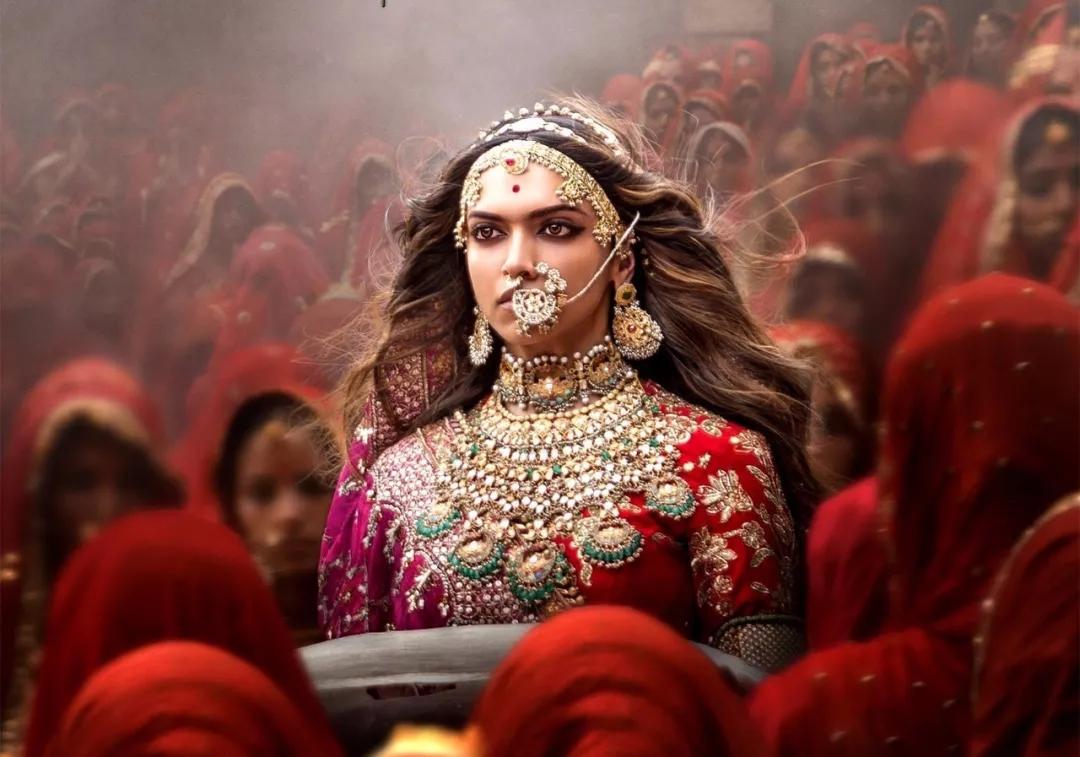 帕德玛瓦蒂王后内附资源因为这部电影300名印度妇女请愿要自焚