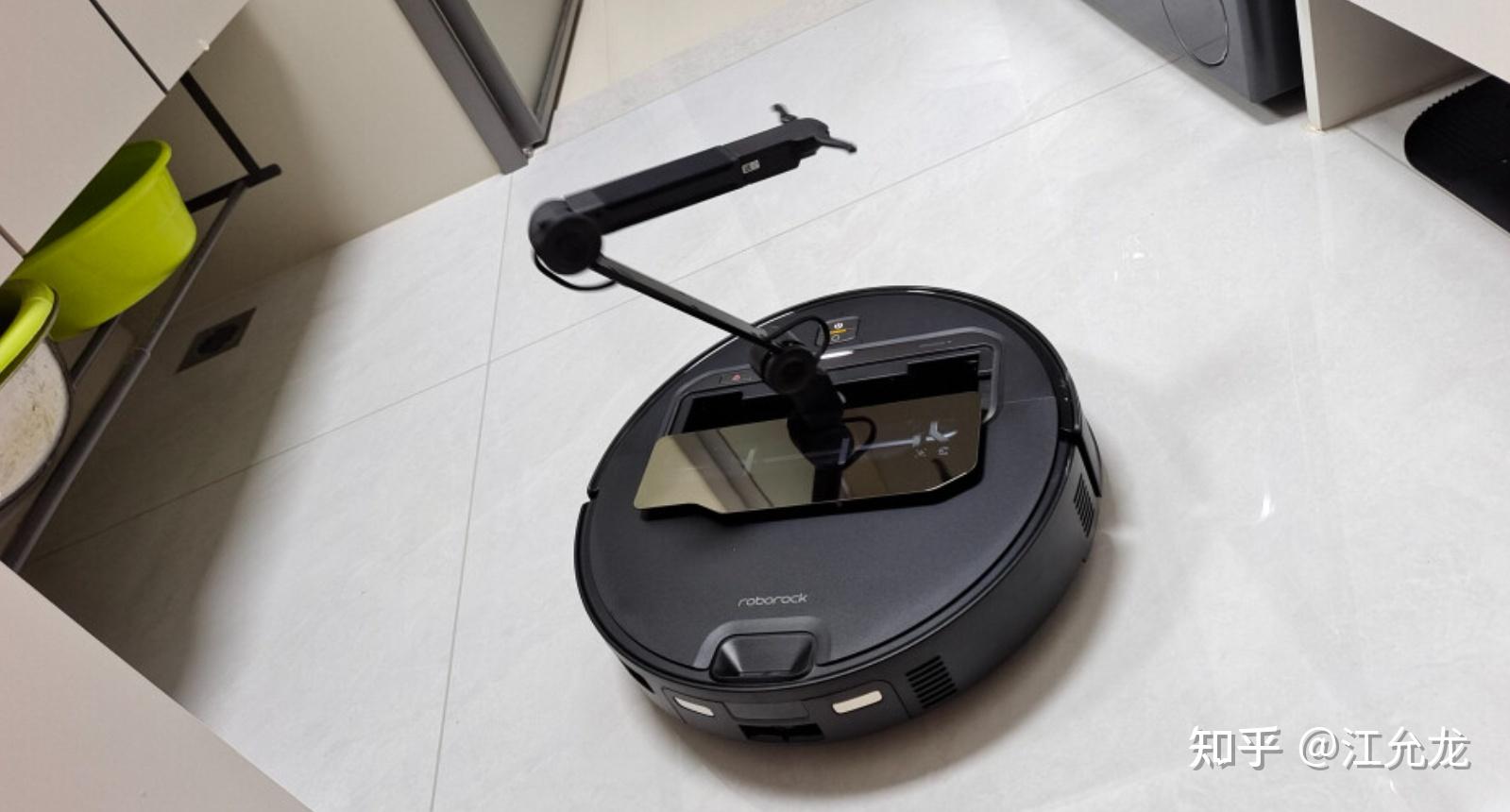 会捡垃圾的扫地机器人叫什么