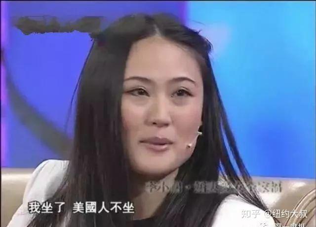 隔了一年,两个人录制《鲁豫有约》,李安琪也是全程中文,甚至连"坐月子