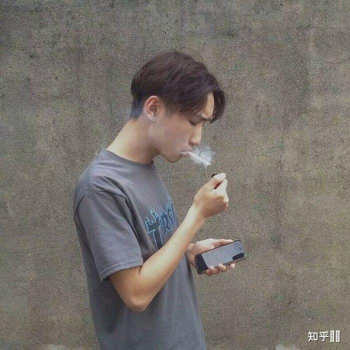 有没有见过男人抽烟特别帅的照片或视频?