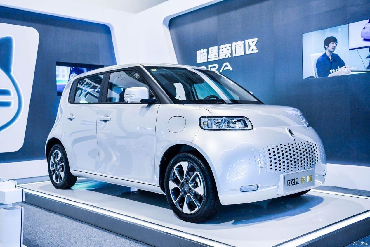 欧拉白猫丨7万块的汽车界新萌宠