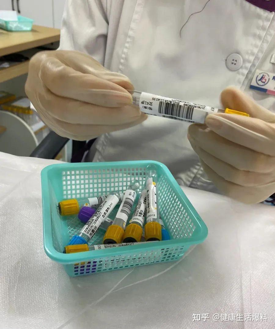 我个人比较建议c13或c14呼气试验,方便,准确.